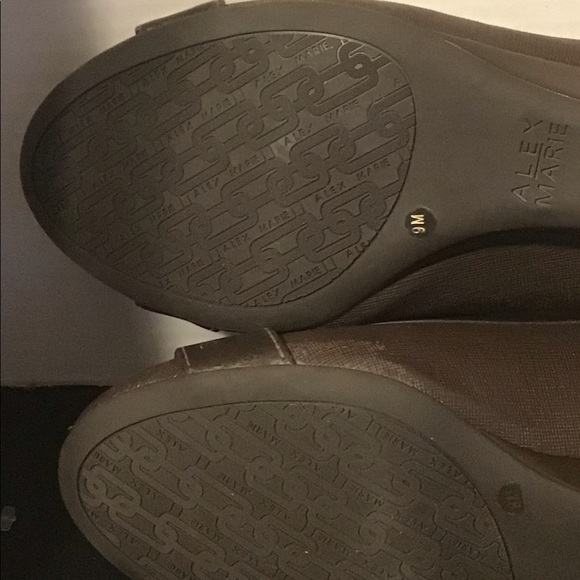 Alex Marie “Greer” Women’s Wedge Shoes - Picture 8 of 10